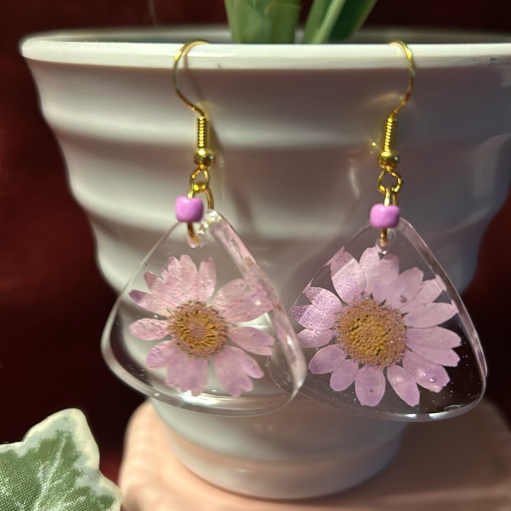 New handcrafted dried flower 🌸 earrings #16